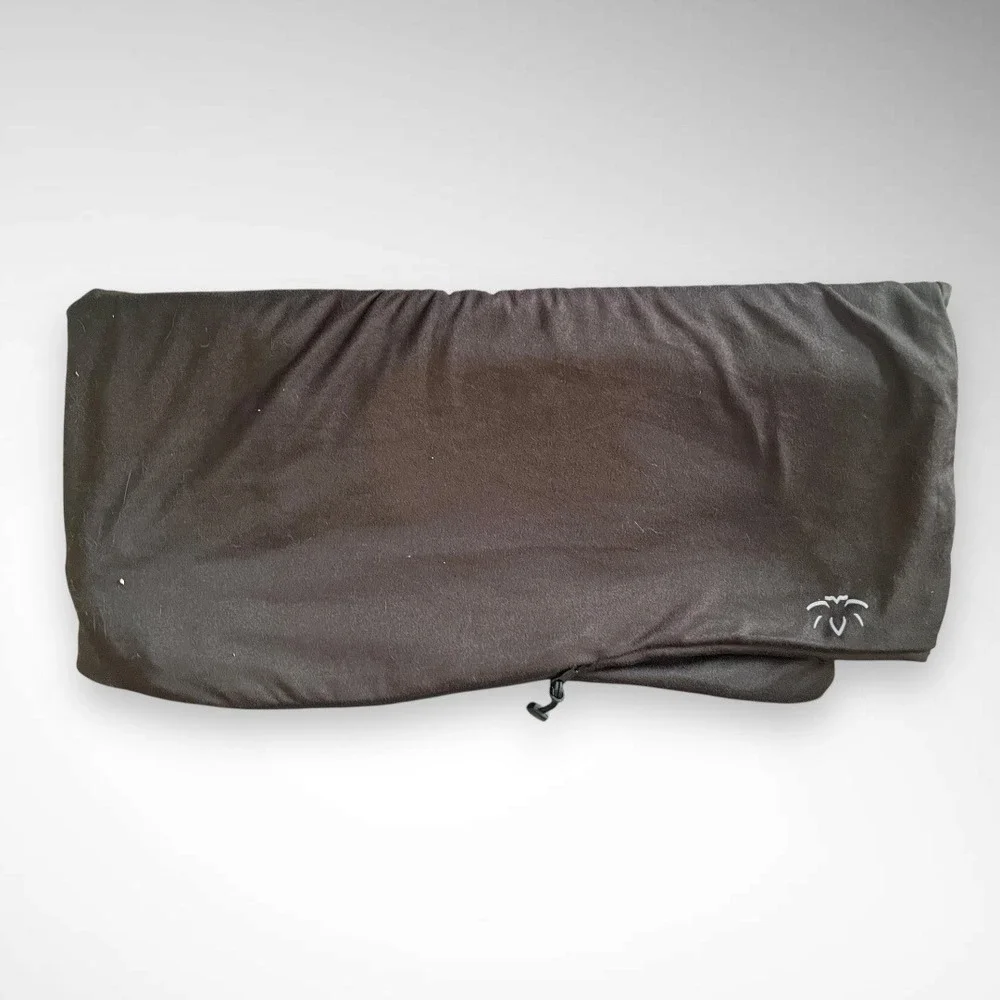 BEYOND YOGA Black Infinity Scarf With Zipper Pocket‎ NWOT